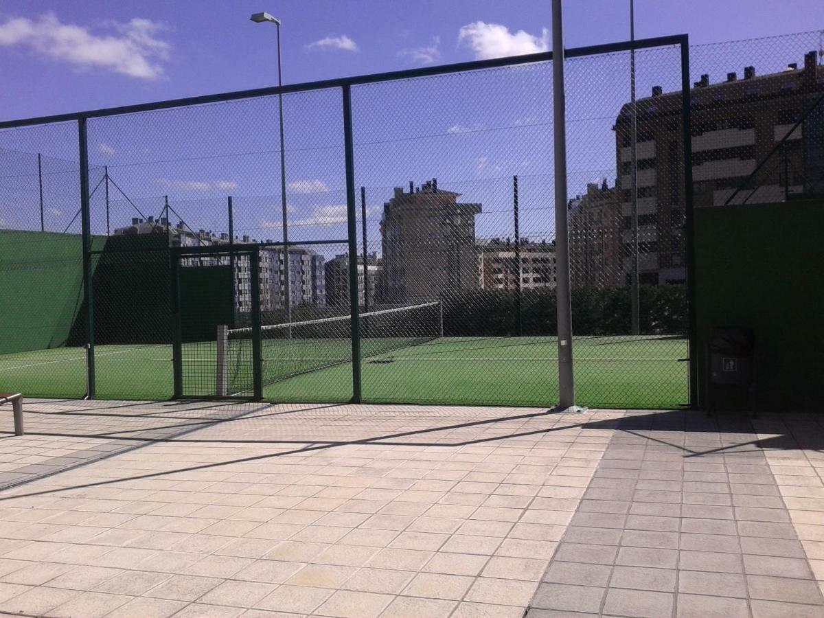 TORRE de la FUENTE Apto Parking Oviedo Exterior foto